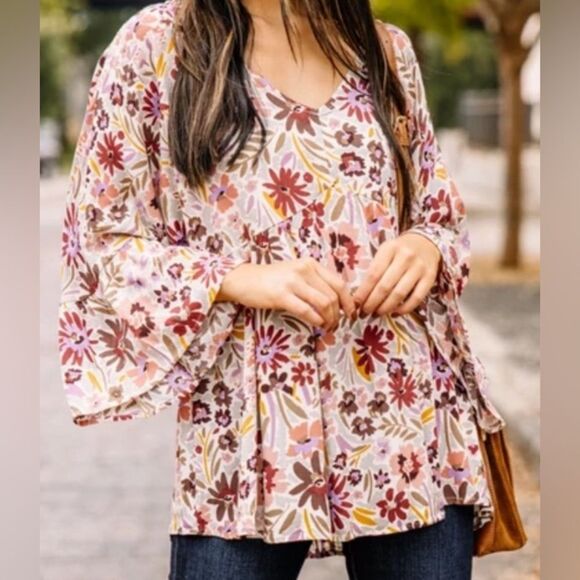 NWT Perfectly Priscilla Women Floral Bell Sleeves Boho Blouse Top Size L Large - Picture 1 of 7